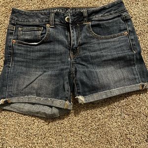 Women’s American Eagle size 4 Jean shorts